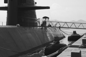 モノクロ潜水艦（予告）