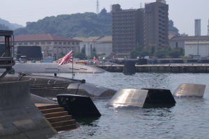 潜水艦の艦旗掲揚