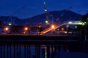 夜明け前のSS桟橋