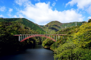 長編・温井ダム湖一周