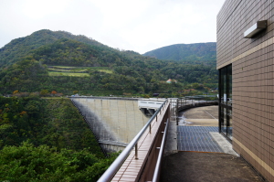 長編・温井ダム湖一周